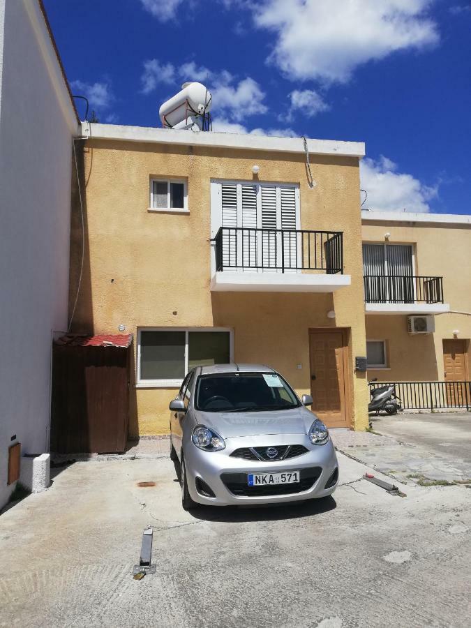 Ferienwohnung Chriselina Gottage Paphos Exterior foto