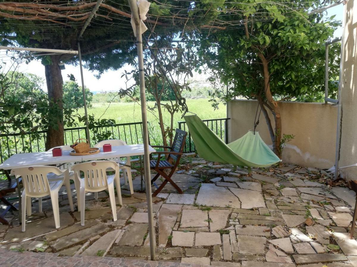 Ferienwohnung Chriselina Gottage Paphos Exterior foto